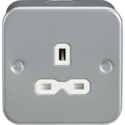 Knightsbridge Metal Clad 13A 1G Unswitched Socket - MR7000U