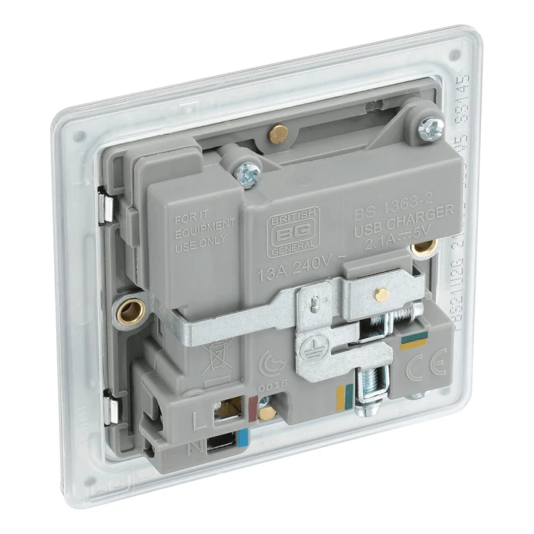 BG Screwless Flatplate Brushed Steel Single Switched 13A Power Socket With Usb Charging - 2X Usb Sockets (2.1A) - Grey Insert - 5 BG Screwless Flatplate Brushed Steel Single Switched 13A Power Socket With Usb Charging - 2X Usb Sockets (2.1A) - Grey Insert - - Image 3