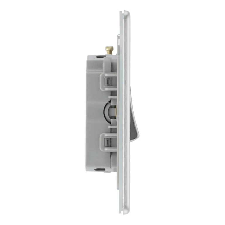 BG Screwless Flatplate Brushed Steel Triple Switch, 10Ax 2 Way - FBS43 4 BG Screwless Flatplate Brushed Steel Triple Switch, 10Ax 2 Way - FBS43 - Image 2