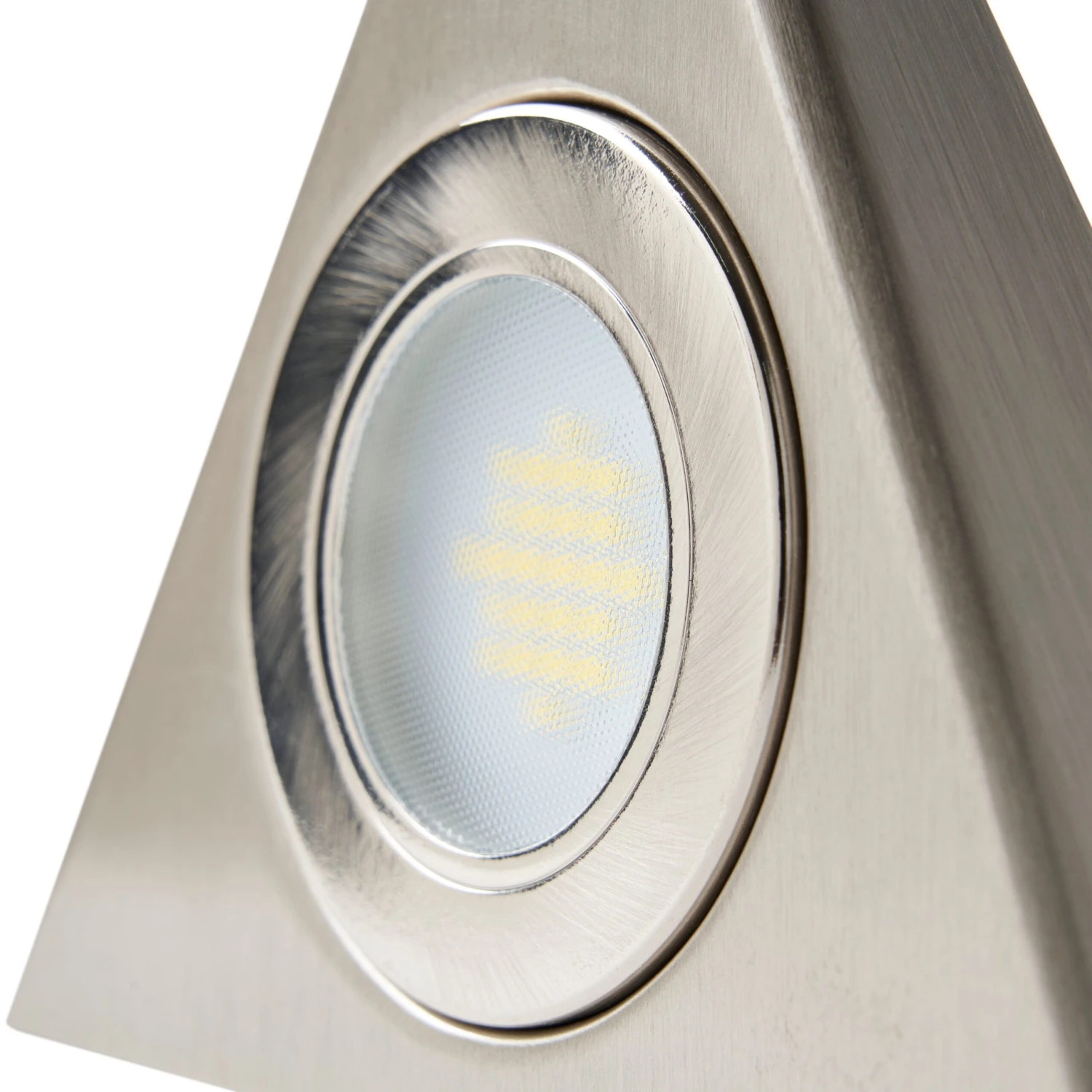 Forum Fonte 1.5W Triangle Under Cabinet Light Satin Nickel - Daylight - CUL-25219 5 Forum Fonte 1.5W Triangle Under Cabinet Light Satin Nickel - Daylight - CUL-25219 - Image 3
