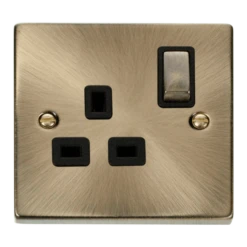 Click Scolmore Deco Ingot 1 Gang 13A 2 Pole Switched Socket - VPAB535BK