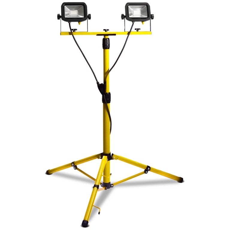 Luceco Site 110V Twin Head Tripod Work Light 2x 1800Lm 2x 22W - LSLTTW2181V 3 Luceco Site 110V Twin Head Tripod Work Light 2x 1800Lm 2x 22W - LSLTTW2181V